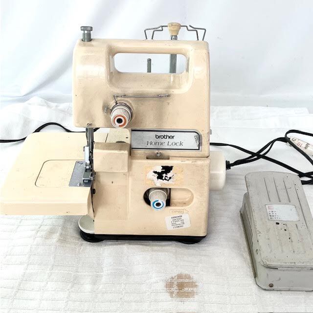 A21　brother　ブラザー　Home Lock　ホームロック　ロックミシン 