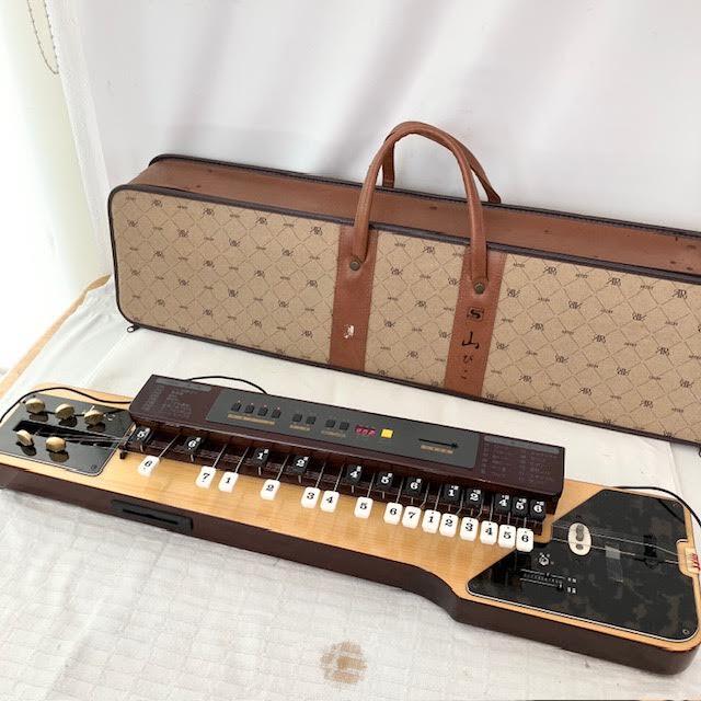 A21　スズキ楽器　電気大正琴　山びこ　TES-150