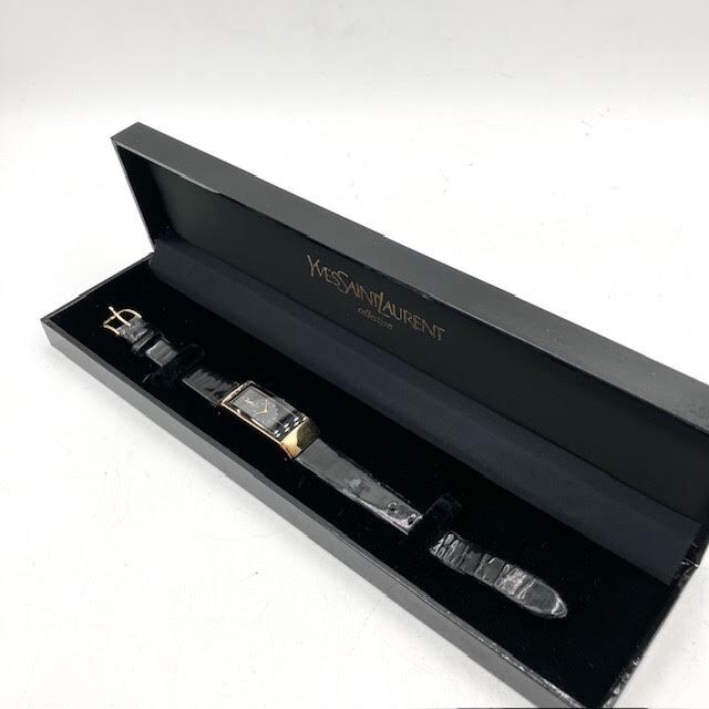 A2　YVES SAINT LAURENT　イヴサンローラン　クオーツ　腕時計