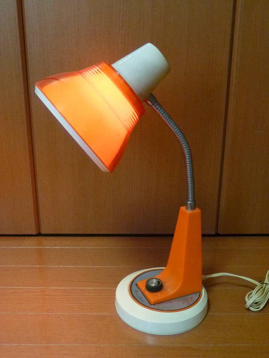 ☆昭和レトロ ヒカリ白熱灯器具 #-118 電気スタンド オレンジ 小泉産業