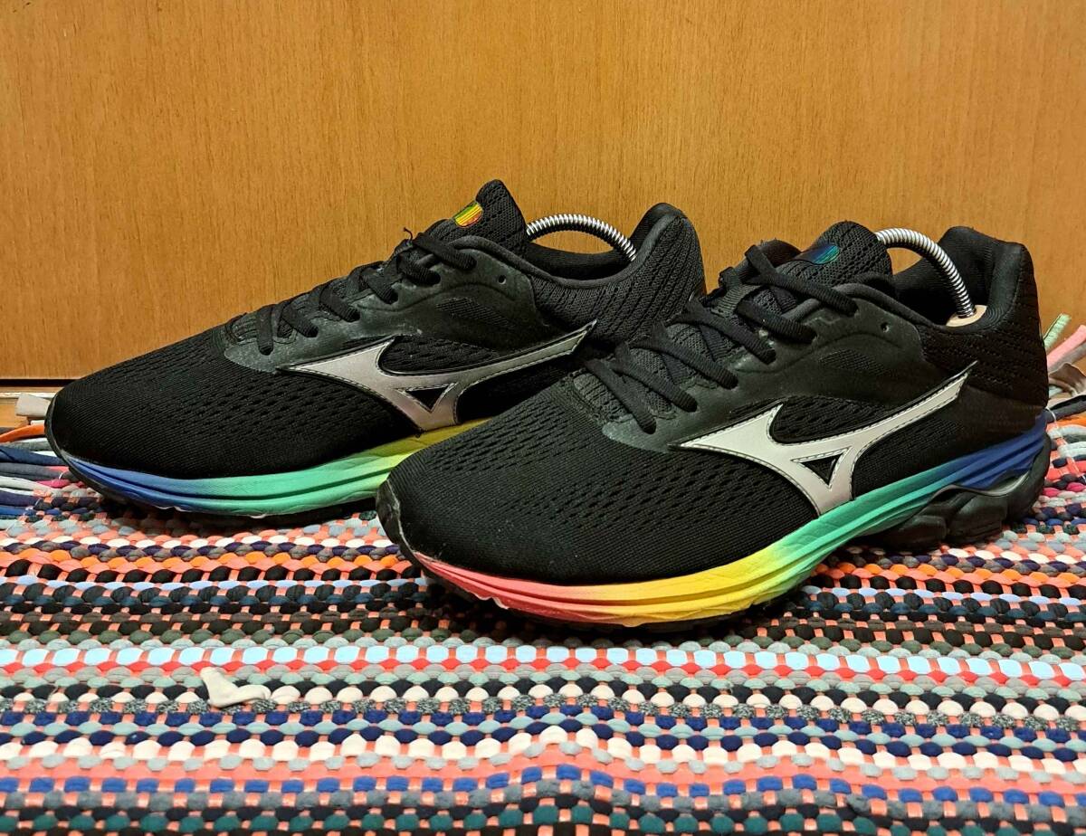 ☆　レアカラー　MIZUNO／ミズノ 『WAVE RIDER 23』 ランニングシューズ　大阪マラソン限定モデル　☆