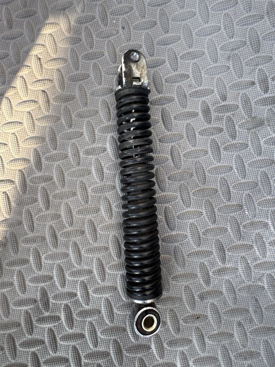☆AF27 ☆スーパーディオ ☆リアサスペンション ☆純正 ☆補修部品としてどうぞ！ ☆売り切り ☆3N厳守 ☆現状販売
