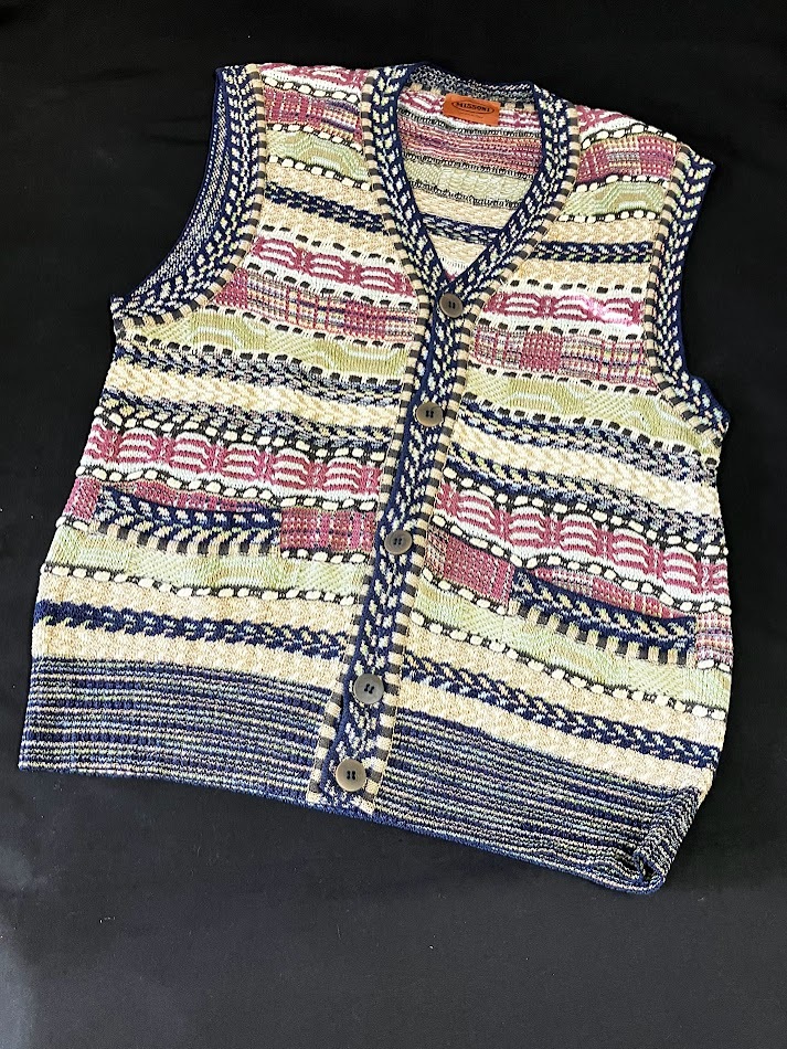 MISSONI イタリア製 メンズニットベスト LINEN 80％NYLON20％マルチカラー ネービ―系オレンジタグ メンズ ミッソーニ★2398管理