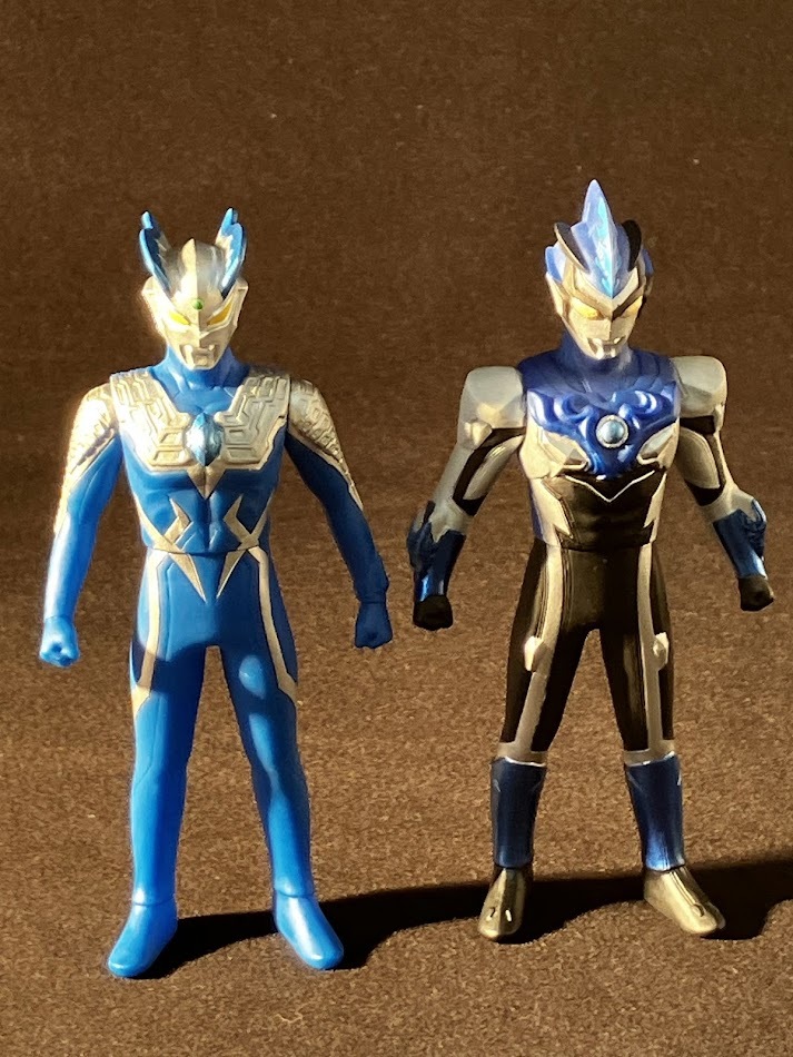 【2体まとめ】 ウルトラマンブルアクア・ルミナクルゼロ　円谷　ソフビ　フイギュア★2633-2