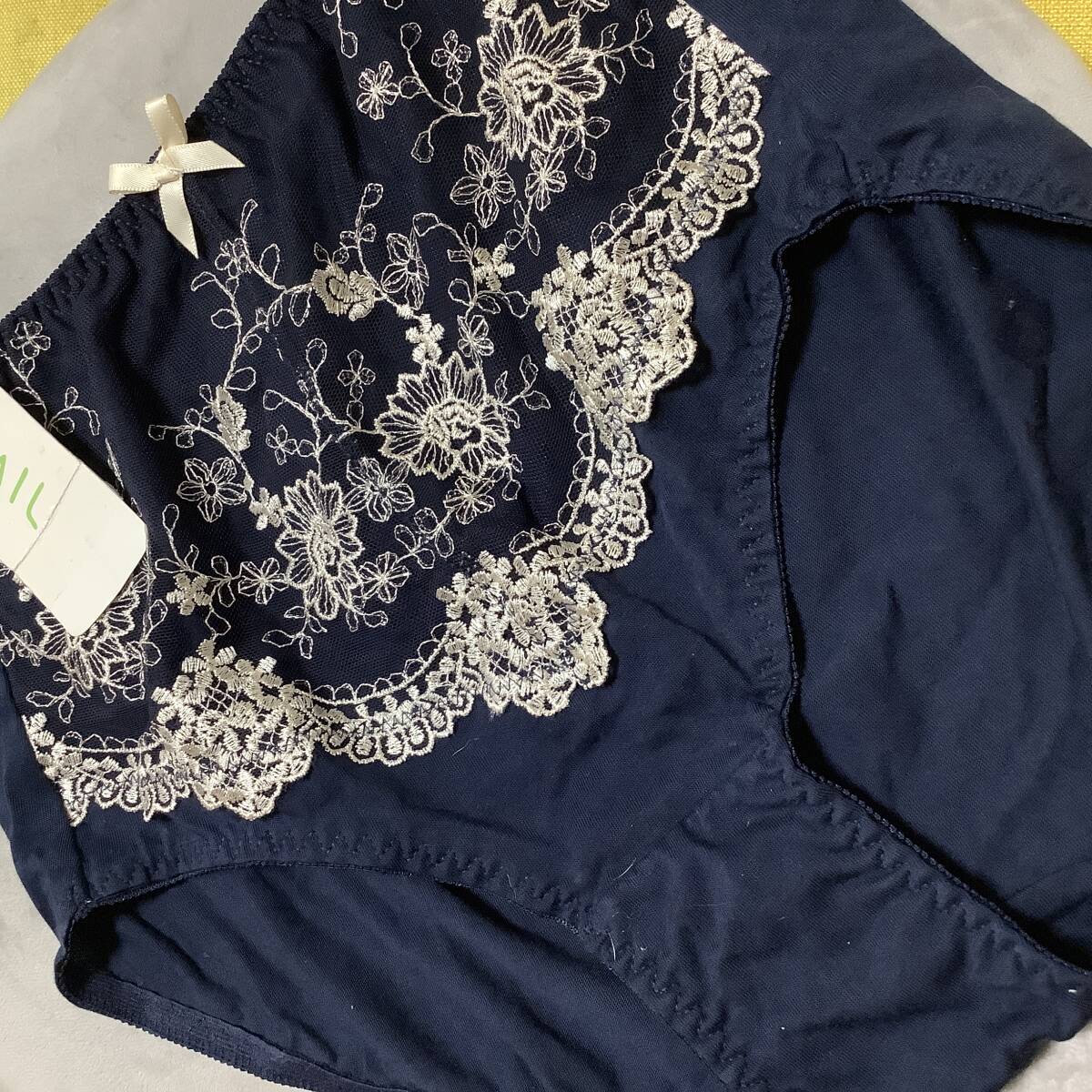 新品　L　つるつる　綺麗　navy　パンティ