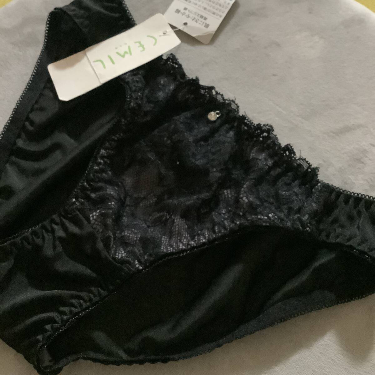 新品　　black　綺麗　lace　パンティ　m