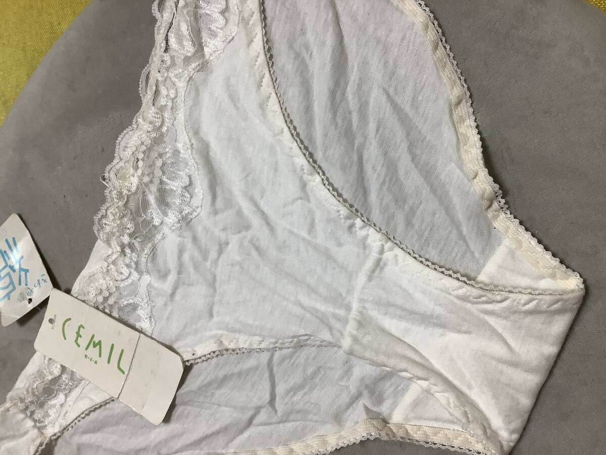 新品　　　ホワイト　m　スキャンティ