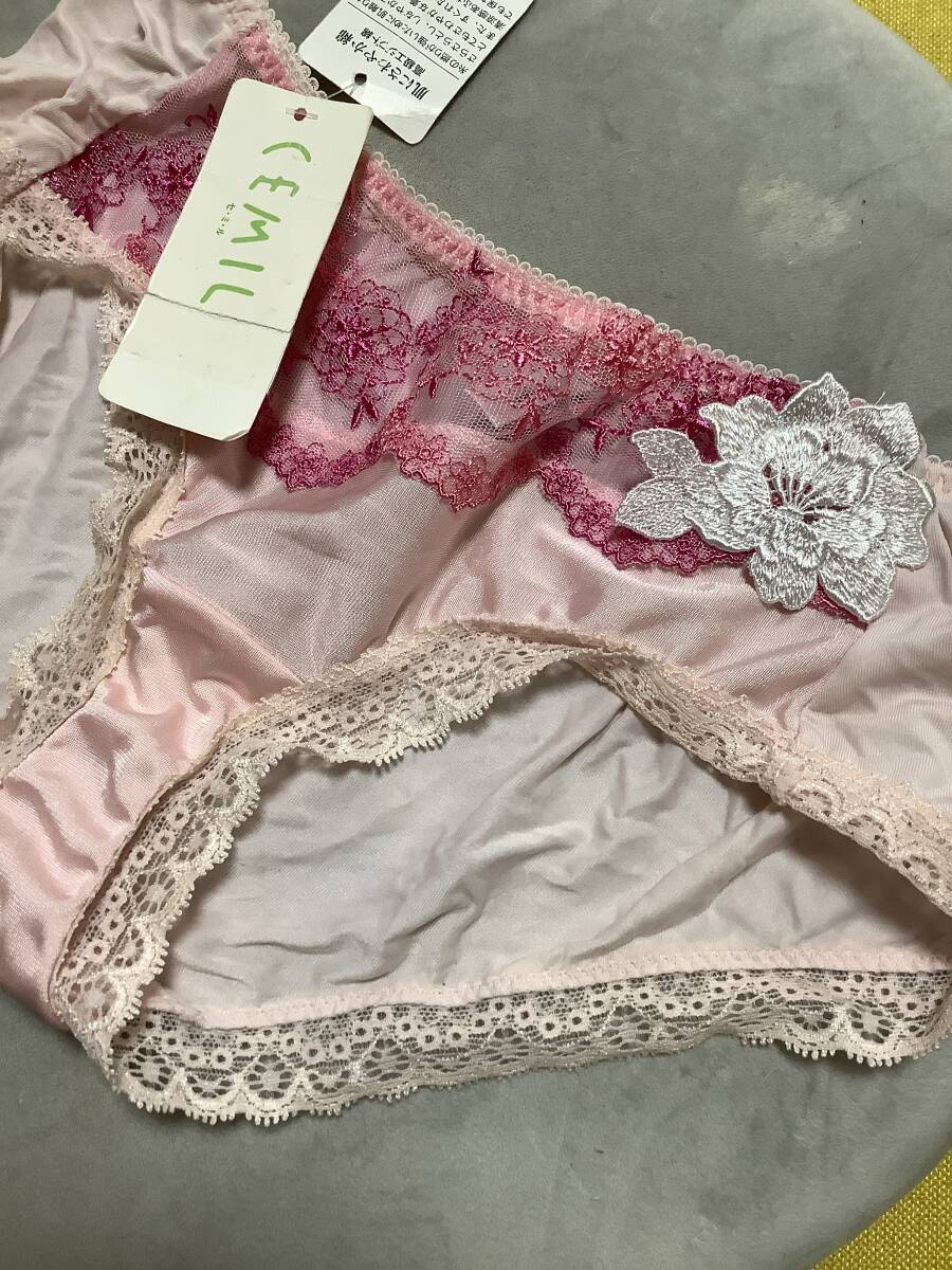 新品　Wacoal　L　綺麗　パンティ