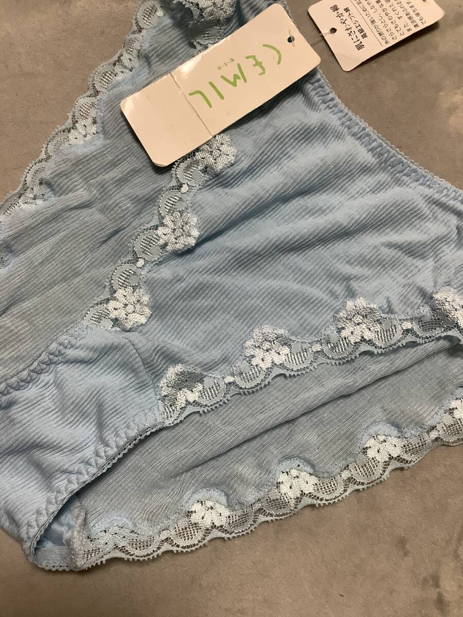 新品　m　laceかよいい　ハイレグ　パンティ
