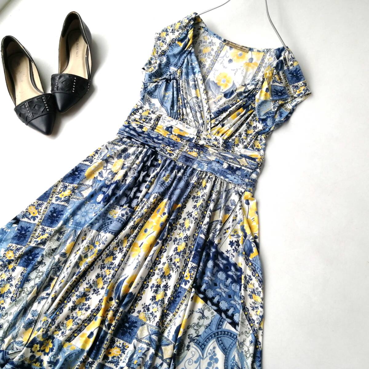 MAILLE DEMOISELLE レディース♪ノースリープワンピース カシュクールデザイン 総柄 ひざ丈ワンピース 260821nza【4点同梱で送料無料】