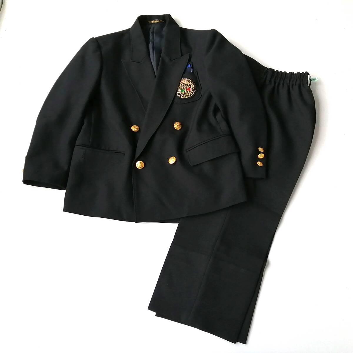 NEW ROYAL キッズフォーマル パンツスーツ 上下サイズ違い ジャケット130 スラックス140 黒 入学卒業式 260825nd【4点同梱で送料無料】