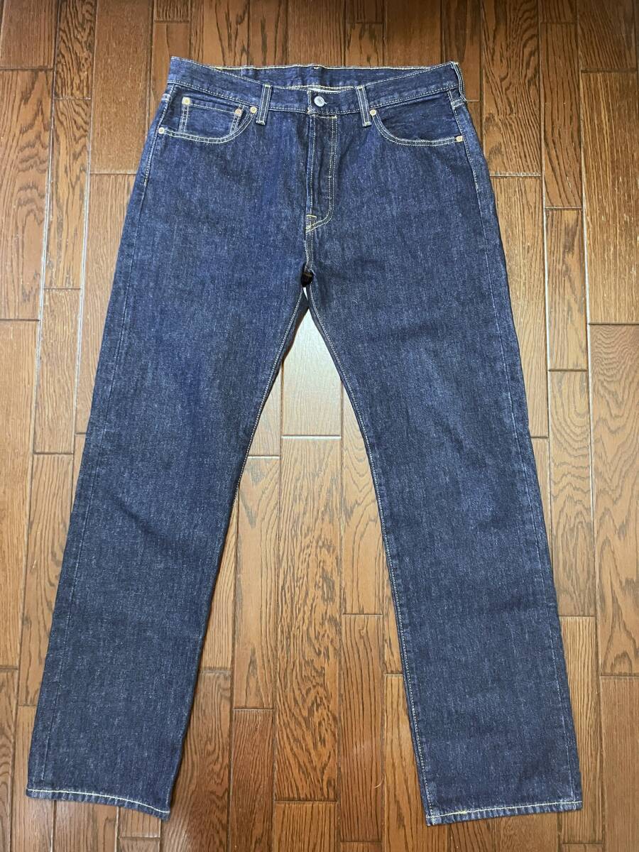 リーバイス Ｌｅｖｉ’ｓ ５０１ ｗ３４ 色落ちの少ない ブルー ジーンズ 濃紺 デニム パンツ ストレート ボタンフライ ジーパン