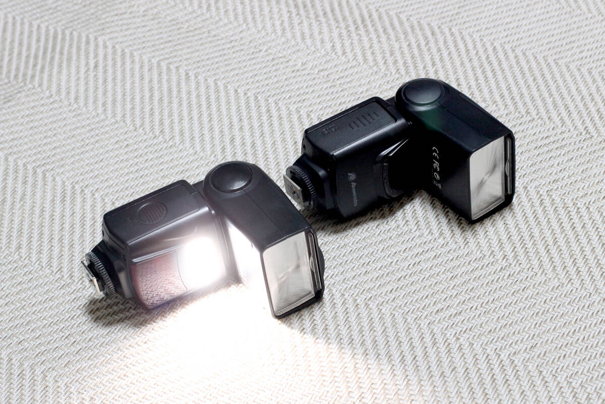 【動作品ストロボ2台まとめて】スピードライトPhotoolexM500とエレクトロフラッシュPowerextraDF400の2台セット【キヤノン／CANON用】
