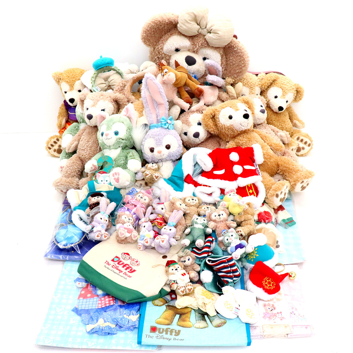 ダッフィー シェリーメイ ジェラトーニ ステラルーなど ディズニー ぬいぐるみなど まとめ売り×50以上