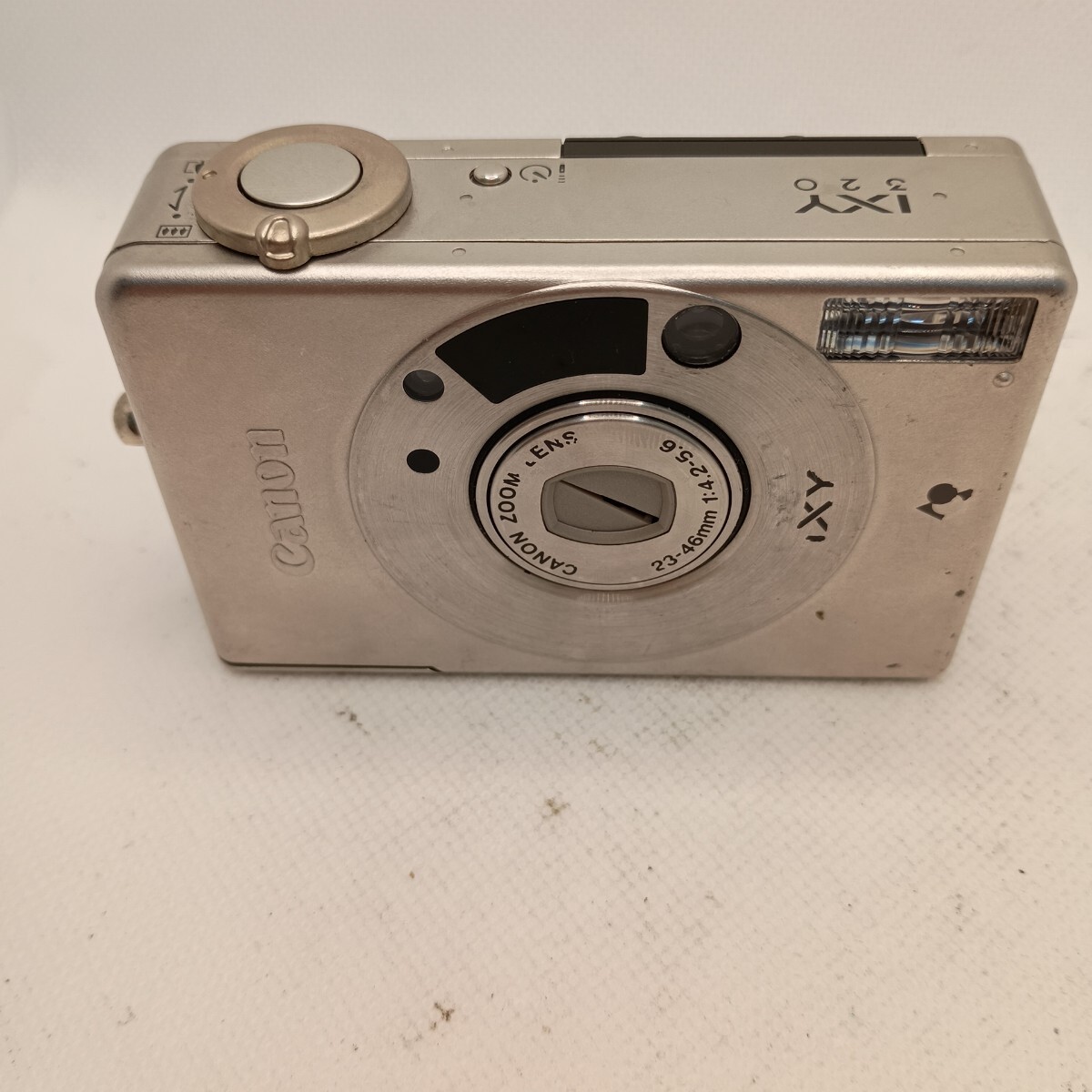 3729【通電確認済】1円スタート Canon IXY 320 コンパクトデジタルカメラ シルバー