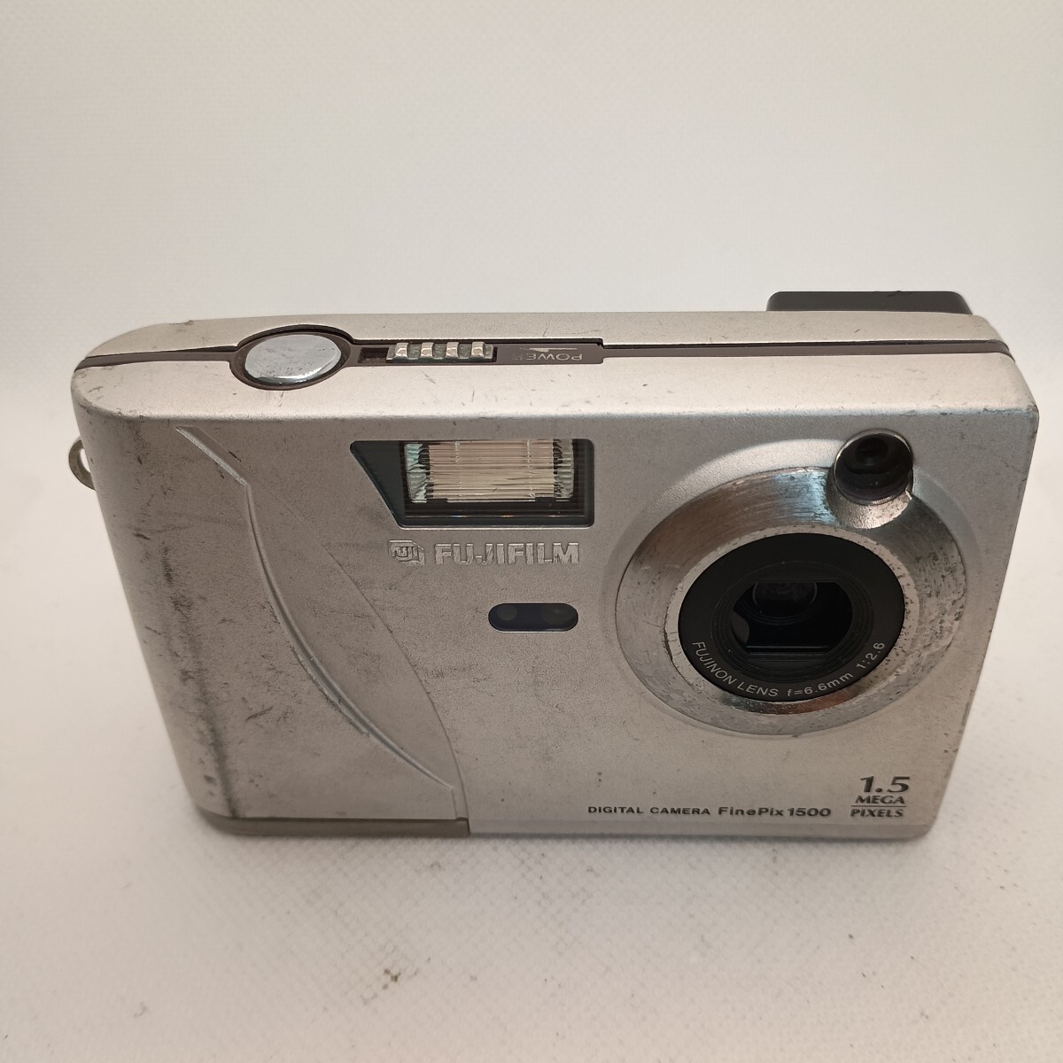 3716 【動作未確認】1円スタート FUJIFILM FinePix 1500 コンパクトデジタルカメラ シルバー