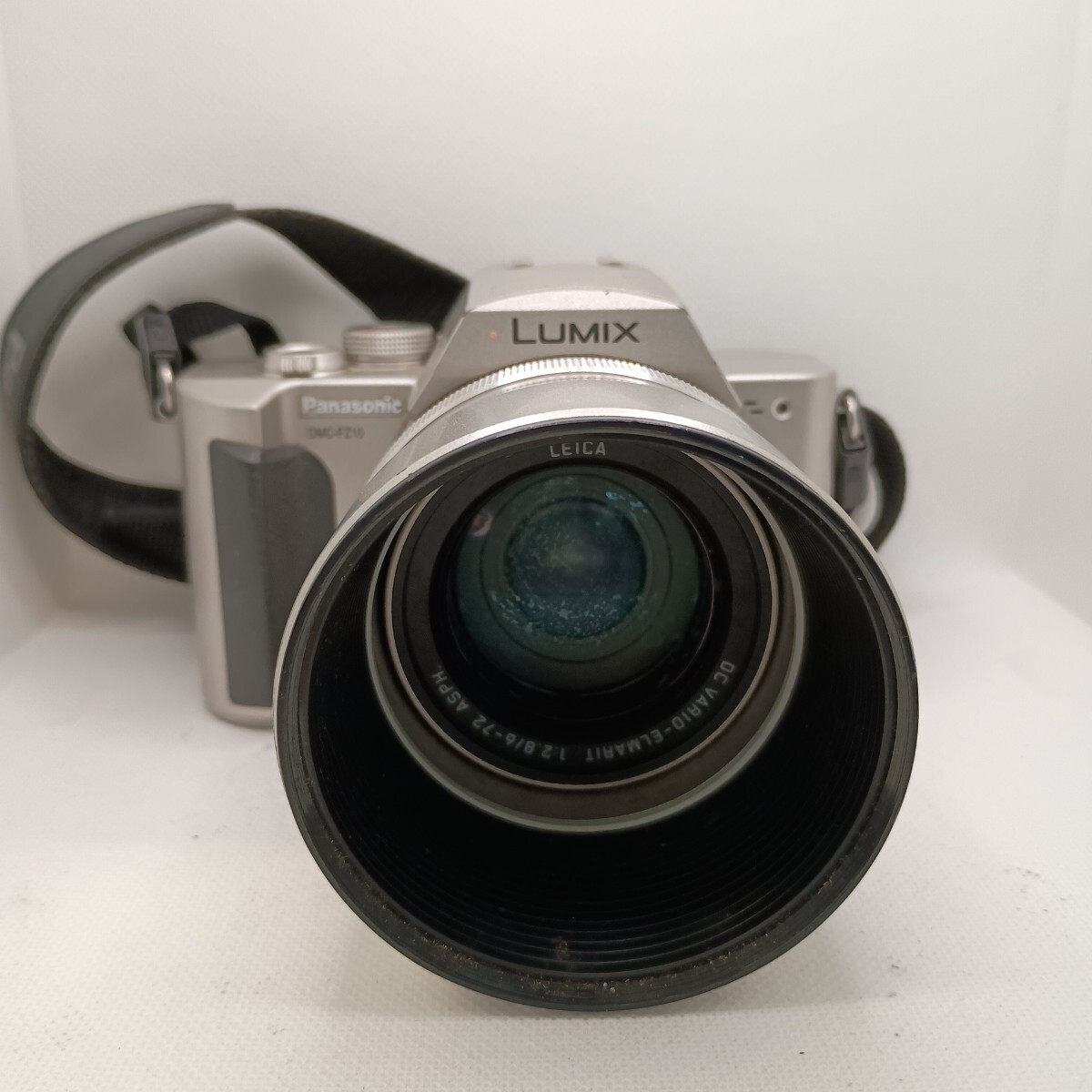 7956【動作未確認】1円スタートPanasonic LUMIX DMC-FZ10 デジタルカメラ シルバー