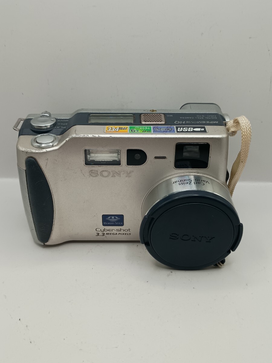 7946 【動作確認済み】1円スタート SONY Cyber-shot DSC-S70 シルバー デジタルカメラ