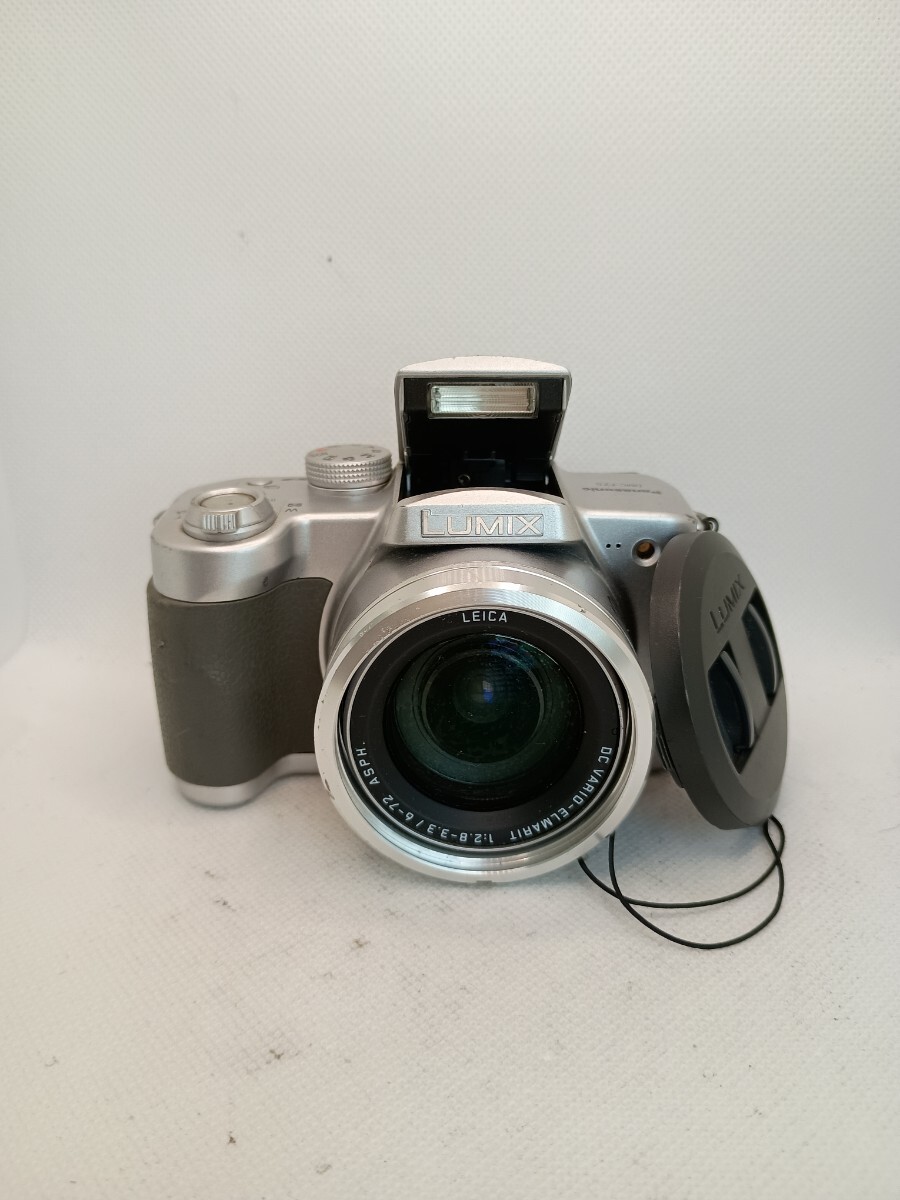7917【通電・動作未確認】1円スタート Panasonic DMC-FZ5 シルバー LUMIX コンパクトデジタルカメラ デジカメ