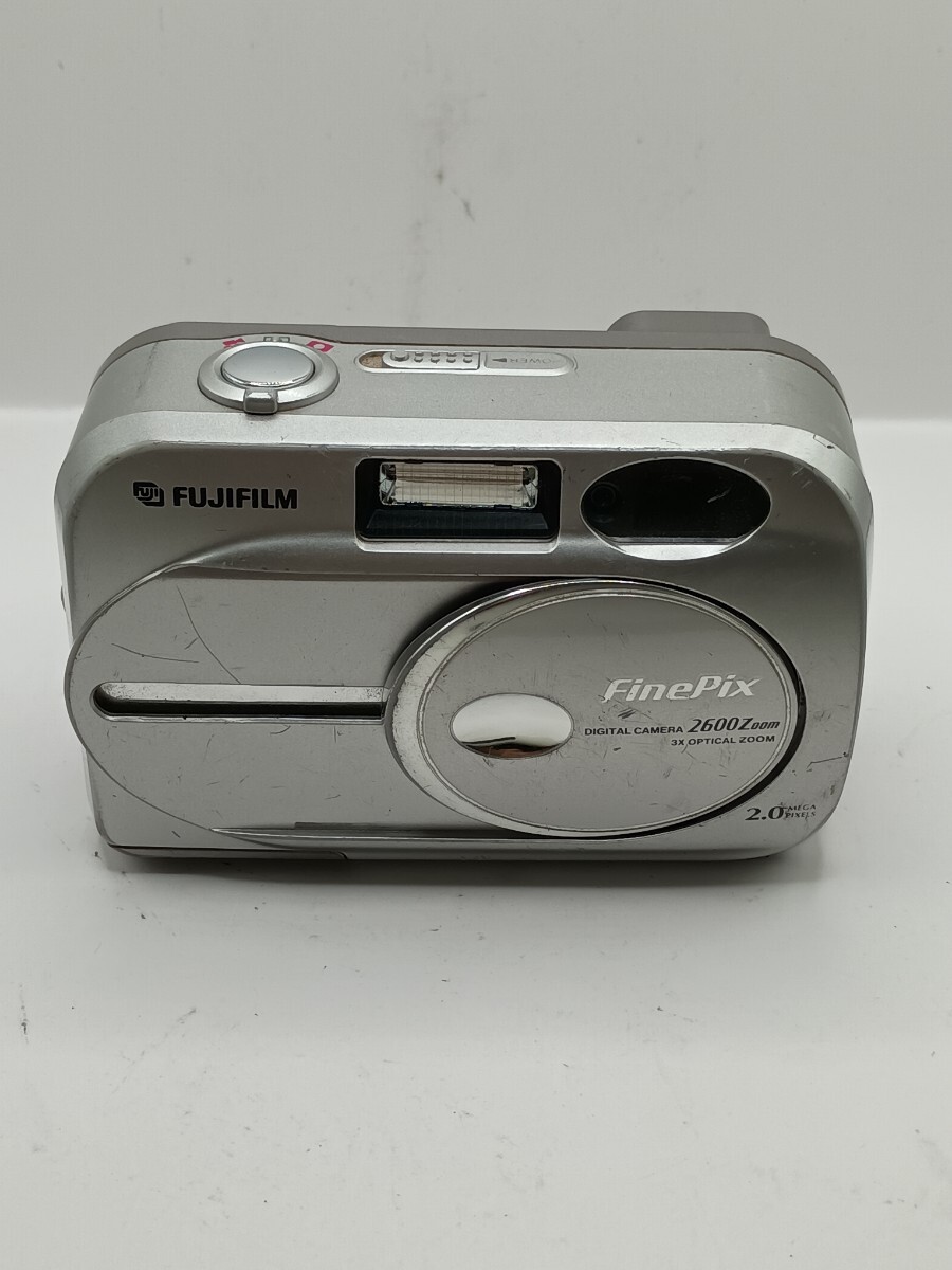 7980 【動作未確認】1円スタート FUJIFILM FinePix 2600Z シルバー コンパクトデジタルカメラ