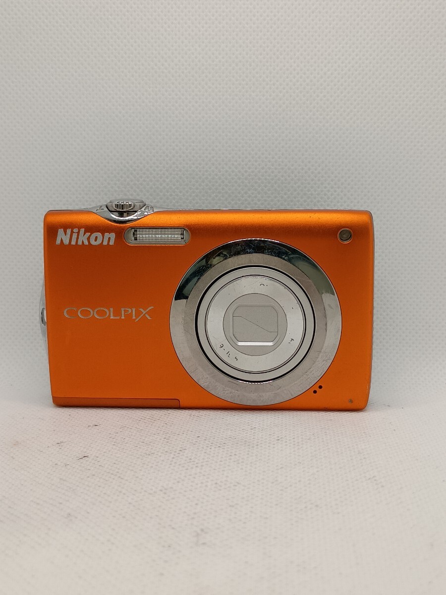 7963 【動作確認済み】1円スタート Nikon COOLPIX S3000 コンパクトデジタルカメラ オレンジ