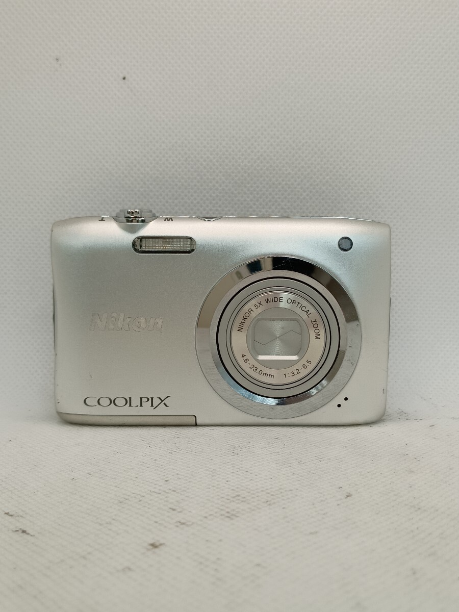 6438【動作確認済み】1円スタート Nikon COOLPIX A100 コンパクトデジタルカメラ シルバー
