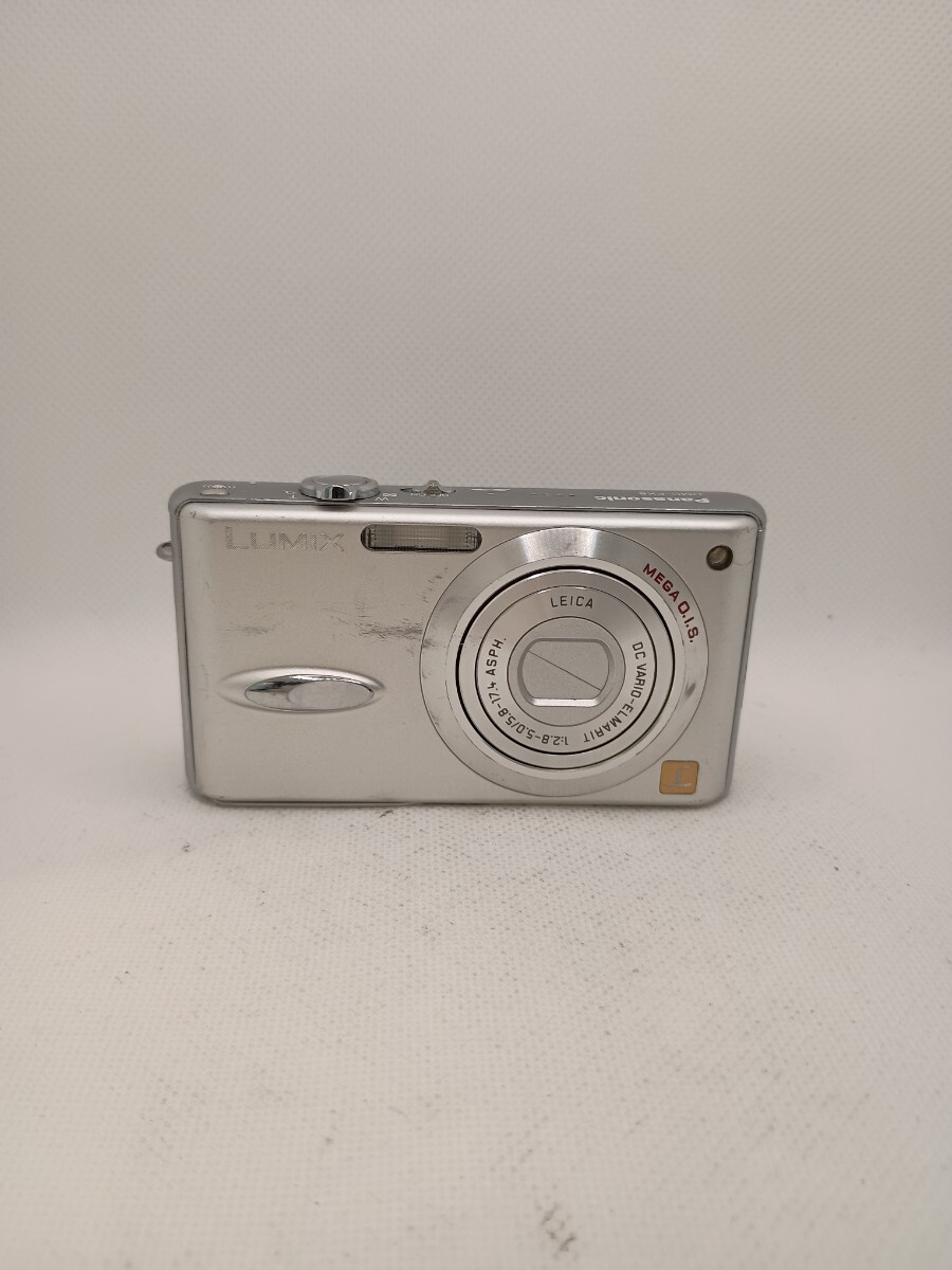 7992【動作確認済み】1円スタート DMC-FX8 シルバー Panasonic LUMIX コンパクトデジタルカメラ コンデジ デジカメ パナソニック