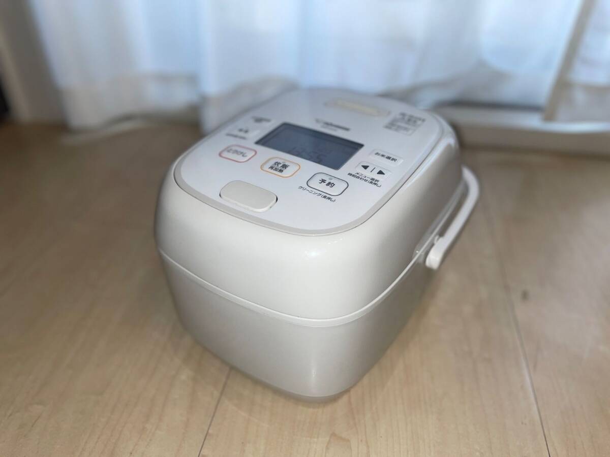 ZOJIRUSHI 象印 極め炊き NW-CA10 圧力IH炊飯ジャー 5.5合炊き 2022年製 動作確認済み 美品 即日発送 _350