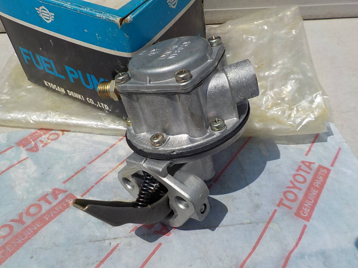 トヨペット コロナ RT40 燃料ポンプ 新品 当時物 RT46 RT50 バリカン トヨエース PK42 ハイラックス RN13 RN20 TOYOTA Corona RT40-25400A