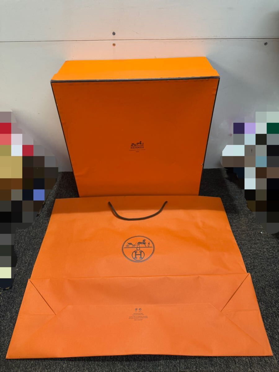 HERMES エルメス 空箱 オレンジボックス 約42.5×42.5×17cm バッグ用 バーキン・ケリー等　紙袋 緩衝材付き