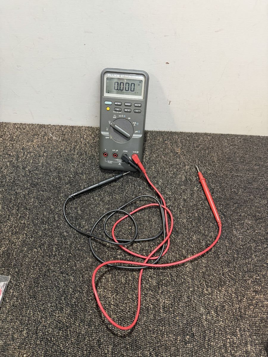 FLUKE 87 TRUE RMS MULTIMETER デジタルマルチメーター テスター 電圧・導通簡易動作確認済 テストリード付