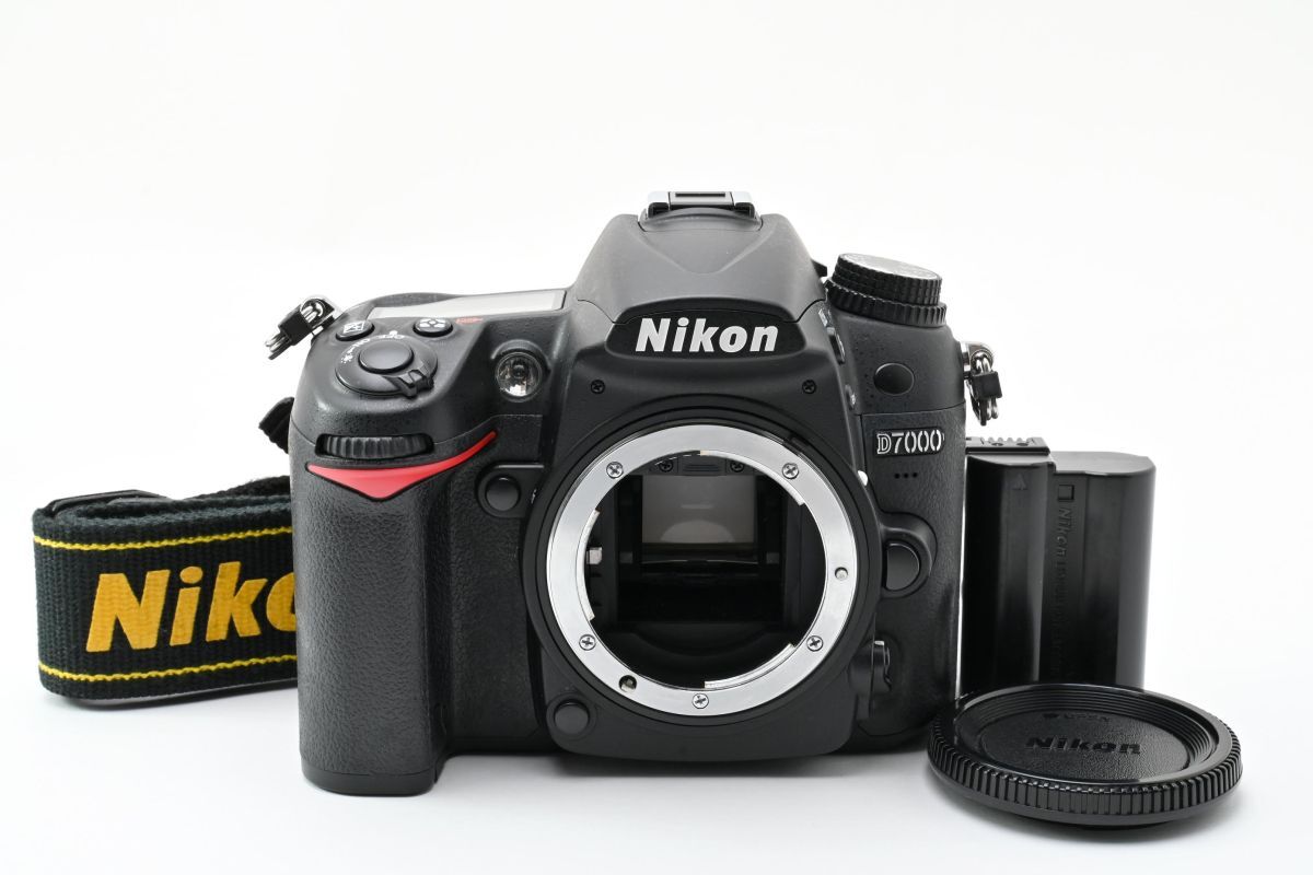 ★極上品・ショット回数1920回★ ニコン NIKON D7000 ボディ #5589W0732