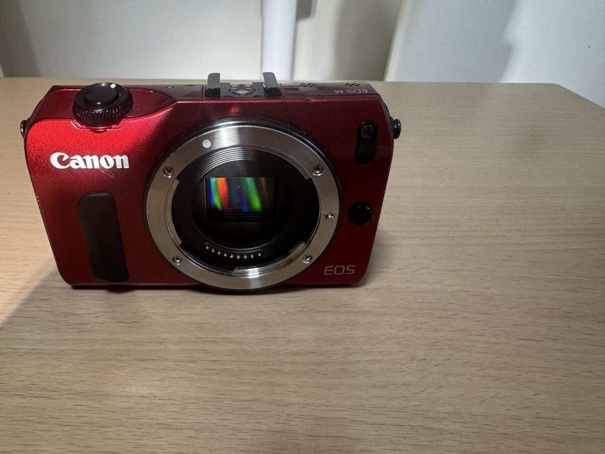 Canon/キャノン DS126391 EOS M デジタル ミラーレス一眼カメラ 