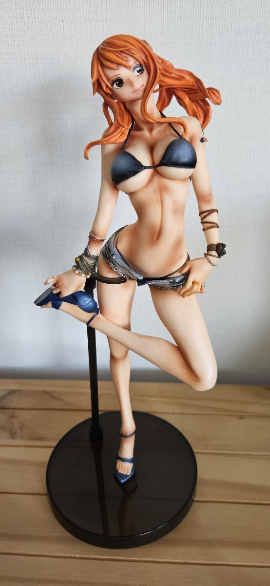 ナミ リペイントフィギュア 