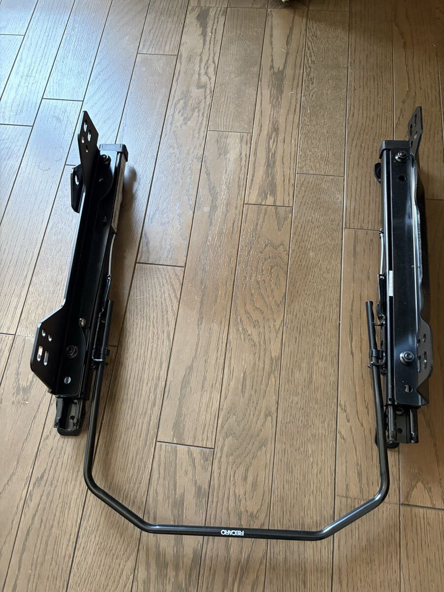 RECARO レカロ 純正 シートレール ベースフレーム 左座席用　品番：2013.031.1　ポルシェ911（997・991）やケイマン・ボクスター（987等）