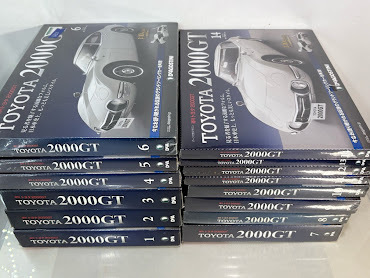 デアゴスティーニ 1/10 週間トヨタ2000GT 未開封 1~14号