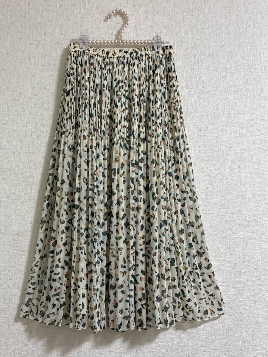 HIROKO BIS☆素敵な柄・素敵なデザインのロングスカート☆美品
