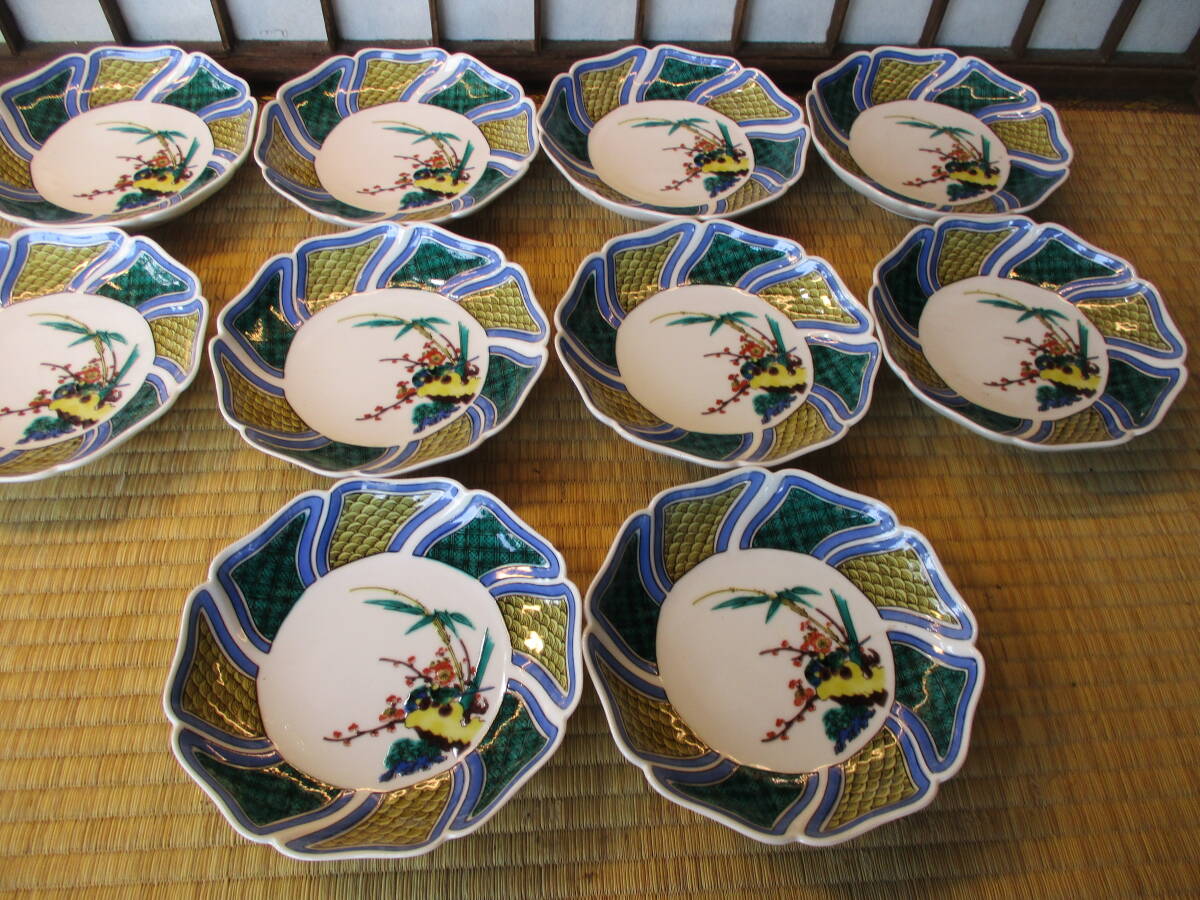 《和》　九谷焼　輪花　色絵松竹梅紋皿10客　会席　普段使い　5号皿　状態良し　キレイ　