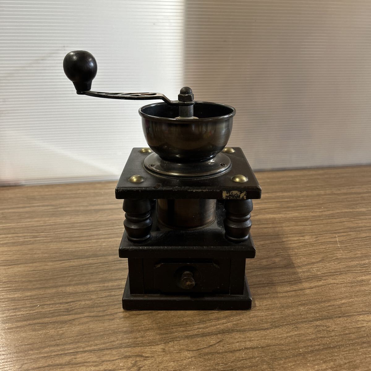 ◆コーヒーミル◆コーヒー◆レトロ◆木製ボディ◆手挽き◆ハリオ◆手動式◆珈琲◆金属製ホッパー◆中古品◆引取可能◆札幌◆北海道◆