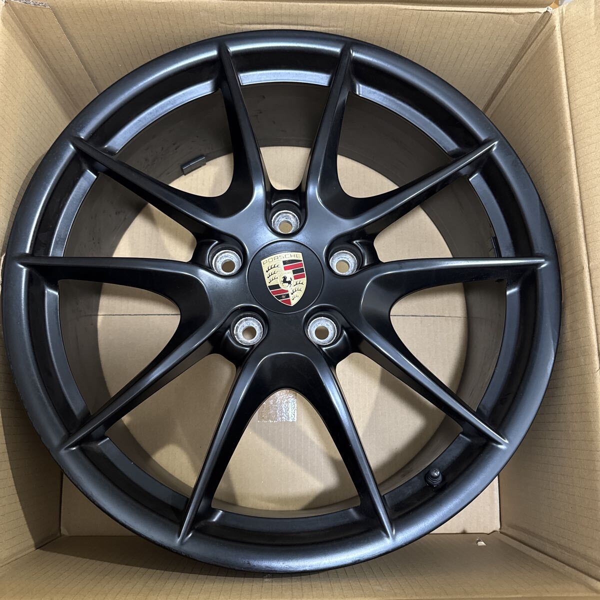 貴重 ポルシェ 純正 981 ケイマン ボクスター GTS カレラS 20インチホイール マットブラック 8J+57, 9.5J+45