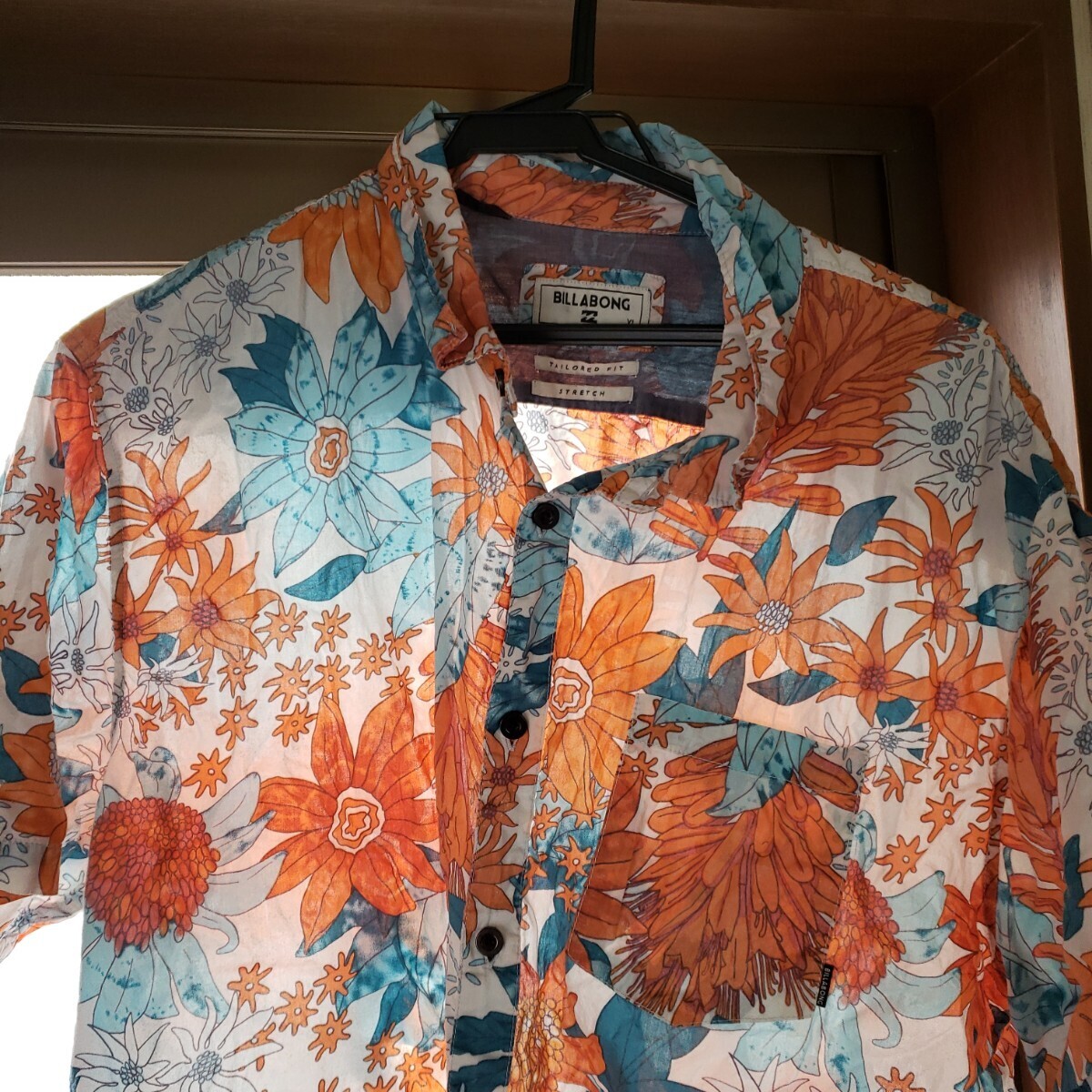 BILLABONG ビラボン アロハシャツ 半袖 花柄 総柄 TAILORED FIT