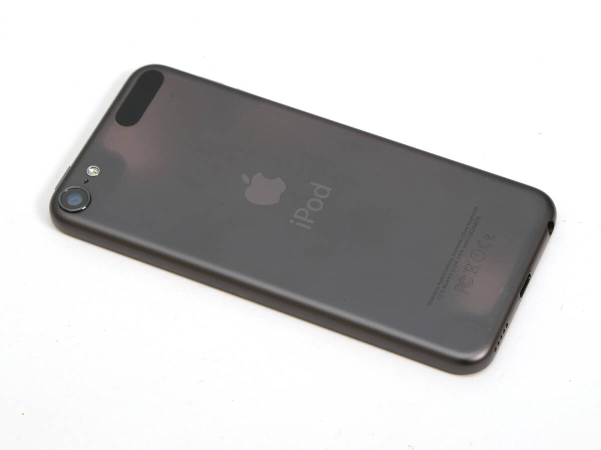 動作品 iPod touch 第6世代 MKJ02J/A A1574 32GB 初期化済み