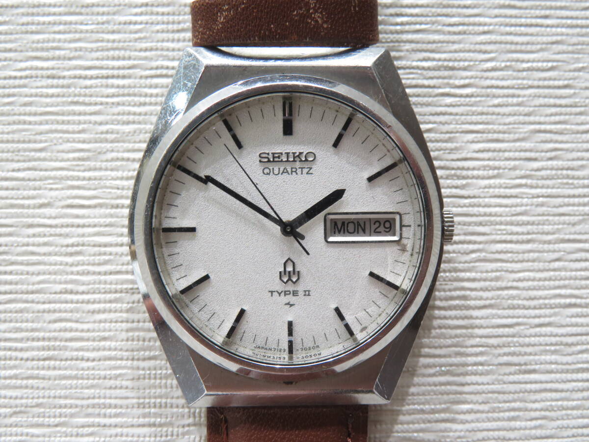 動作品 SEIKO セイコー タイプ2 7123-7000 メンズウォッチ 腕時計 電池式 ビンテージ レトロ アンティーク 人気 定番