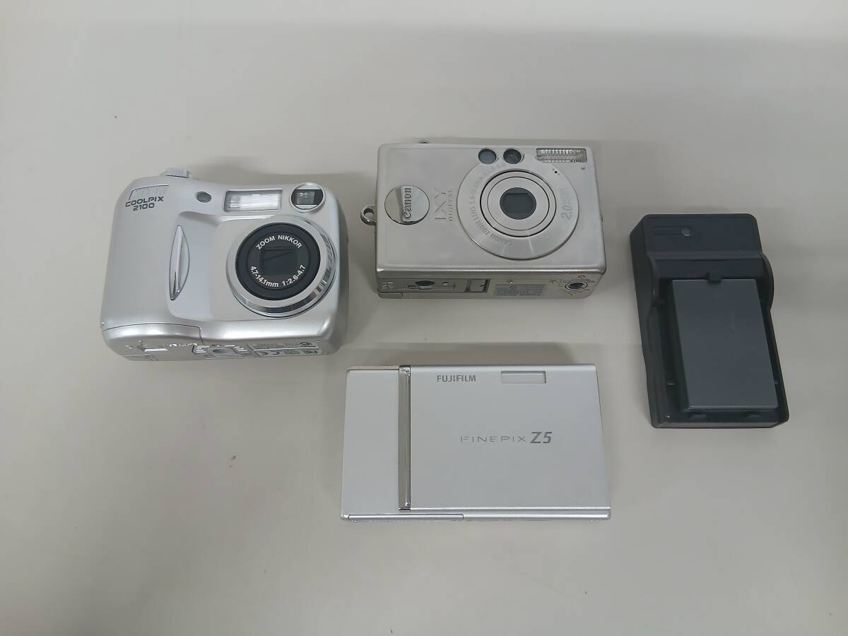 I2608-0967　コンパクトデジタルカメラ　3点セット　Nikon　フジフィルム　Cannon　シルバーカラー　レトロ　動作未確認　中古品　ヤ60