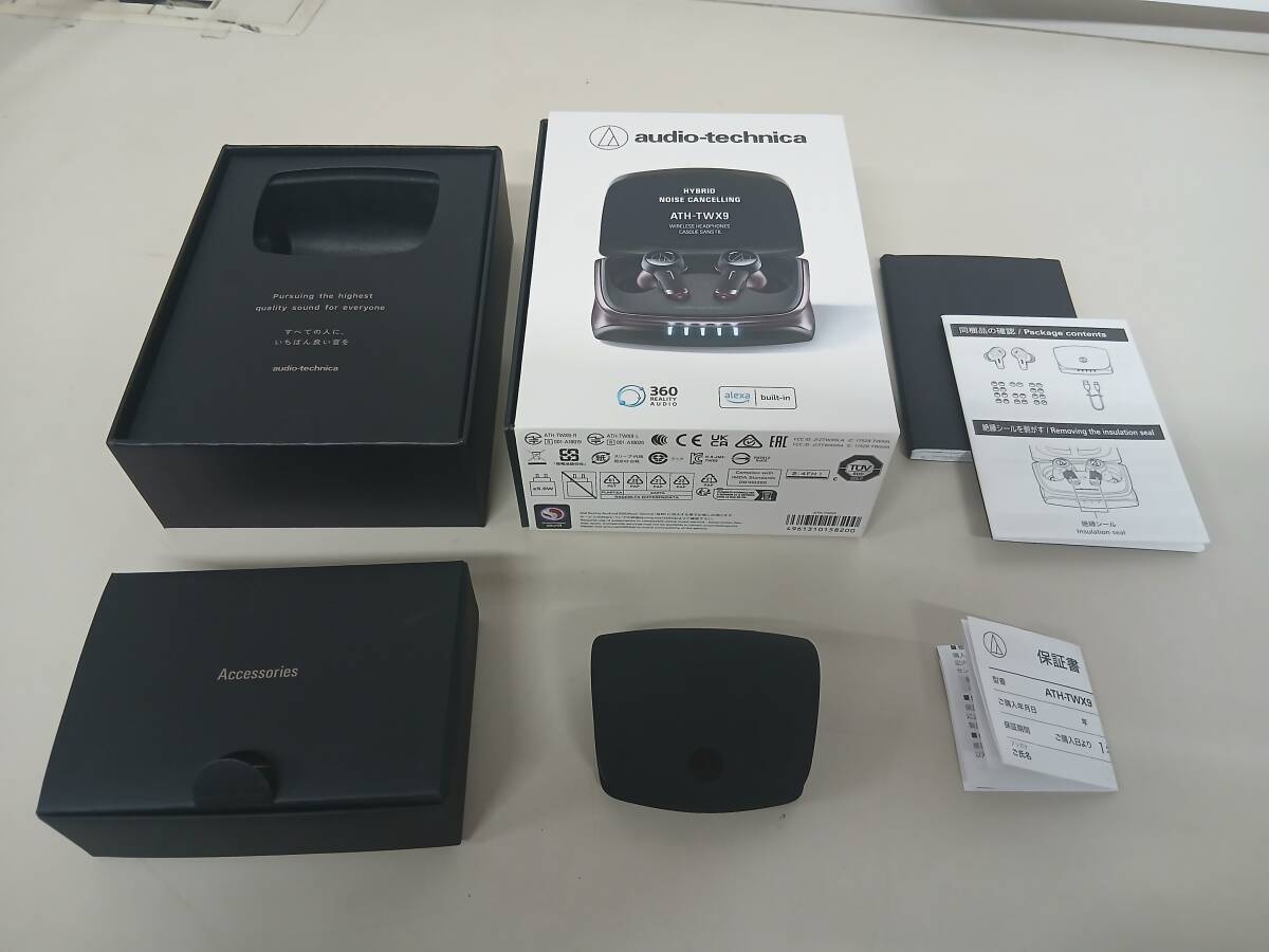 О2608-0952　オーディオテクニカ　フラッグシップ完全ワイヤレスイヤホン　型番：ATH-TWX9　ノイキャン機能　通電確認済み　中古品　ヤ60