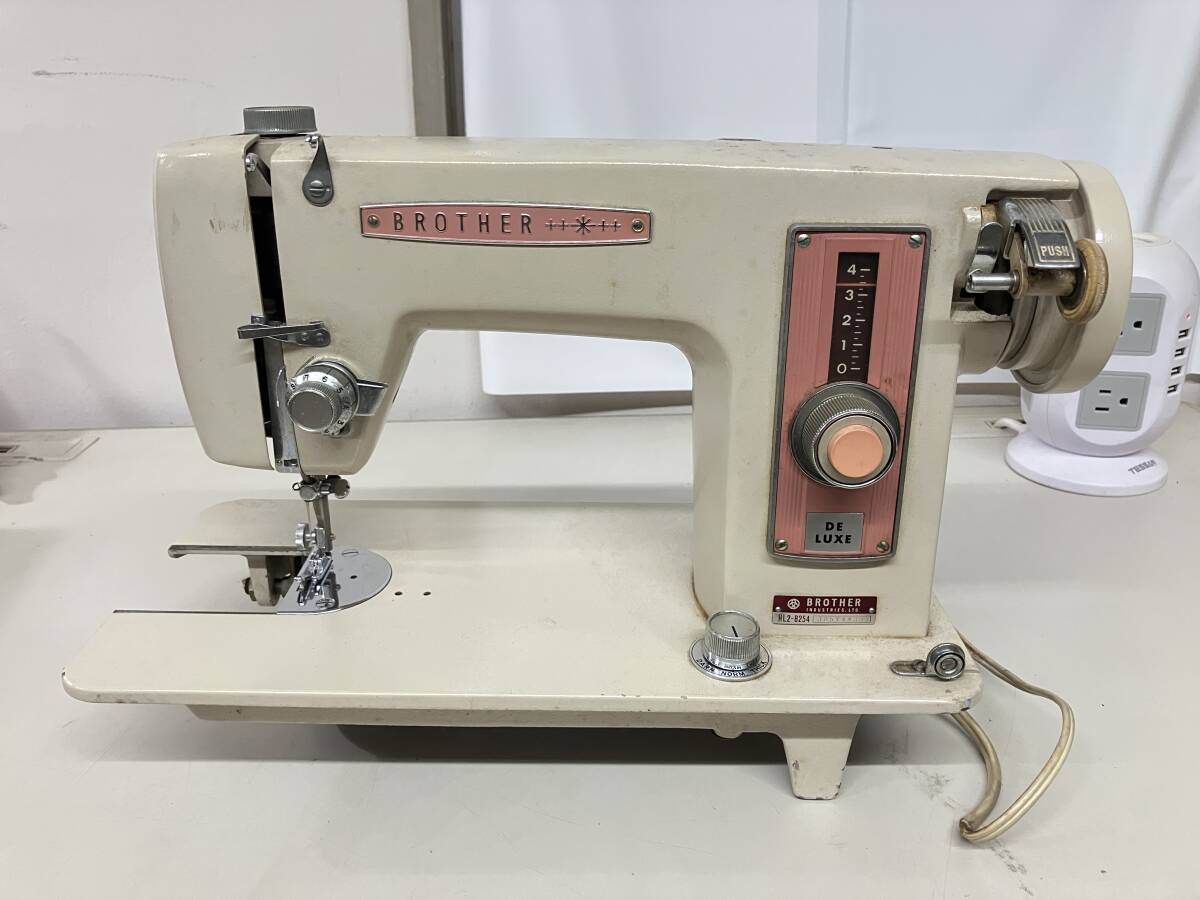 石2608-1112　ミシン　brother　HL2-B254　ブラザー　本体　昭和 レトロ　手芸 ソーイング　中古品　ヤ120
