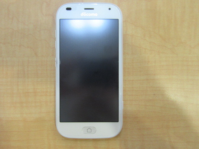 ◆USED品◆　docomo ドコモ F-42A らくらくスマートフォン　本体のみ　IMEI判定〇　現状品　#50779