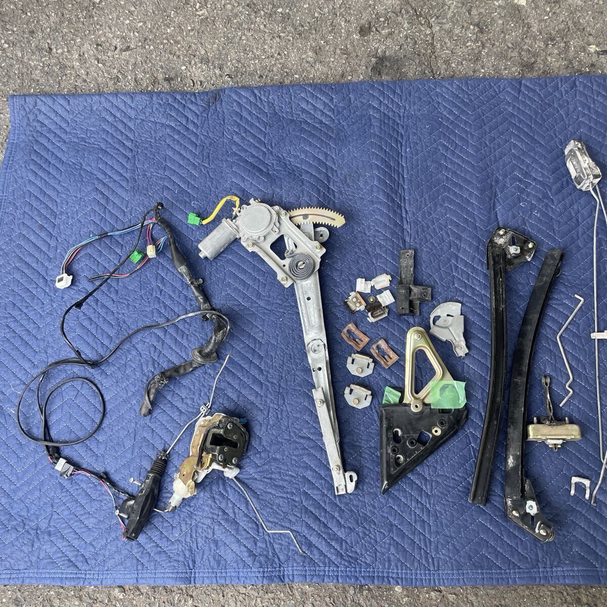 GC8 インプレッサ　運転席側　R 右　ドア電装品　いろいろ　イニシャルD 藤原文太　 ハーネス ウィンドウレギュレーター　WRX 2ドアクーペ