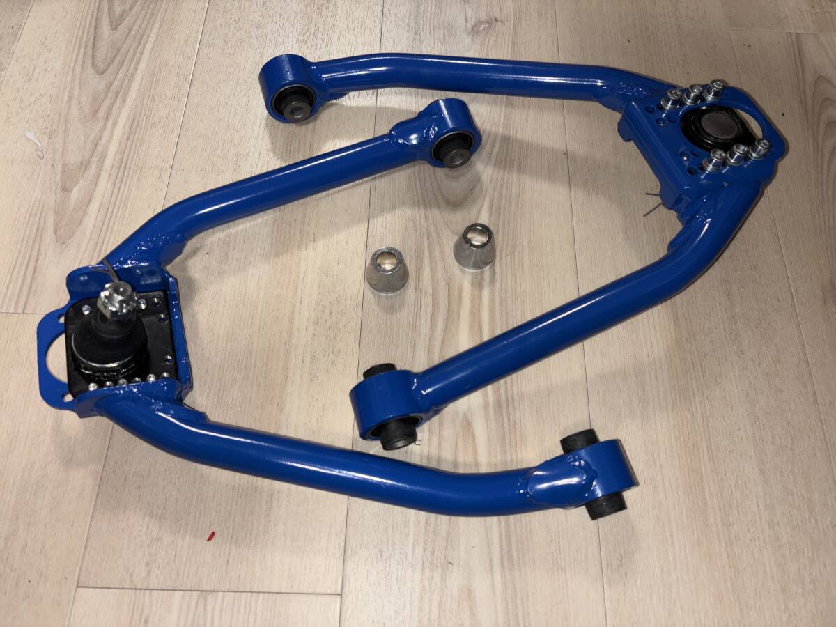 【送料無料】新品 日産 Z33 フェアレディZ 調整式アッパーアーム 調整式 アッパーアーム V35 スカイライン ネガティブアッパーアーム
