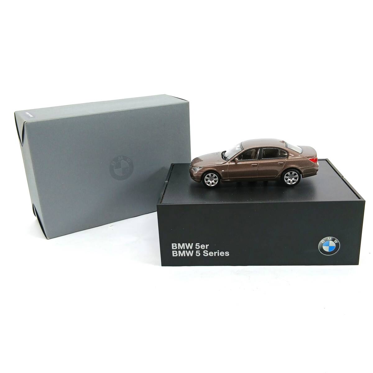 【現状品】 Kyosho 京商 1/43 BMW 5er 5 Series 5シリーズ E60セダン ミニカー